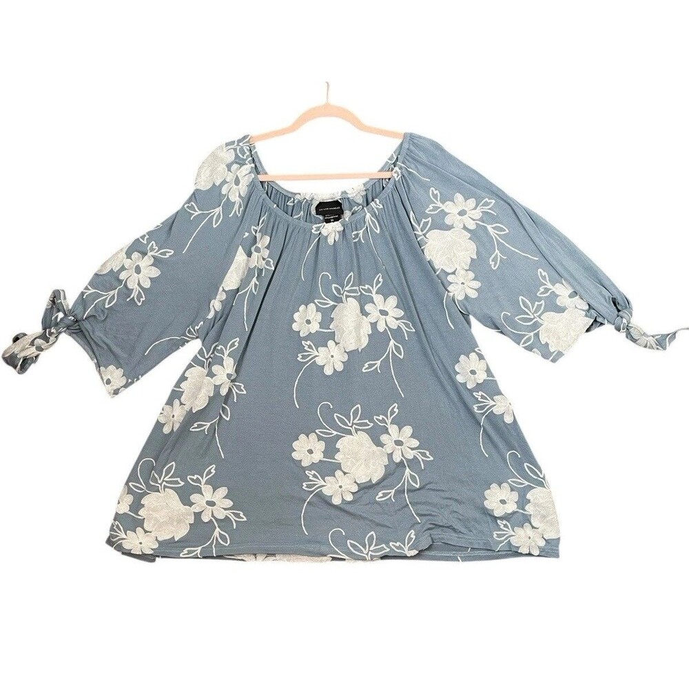 Liv Los Angeles Embroidered Floral Soft Blue  Peasant Top Women Size 3X